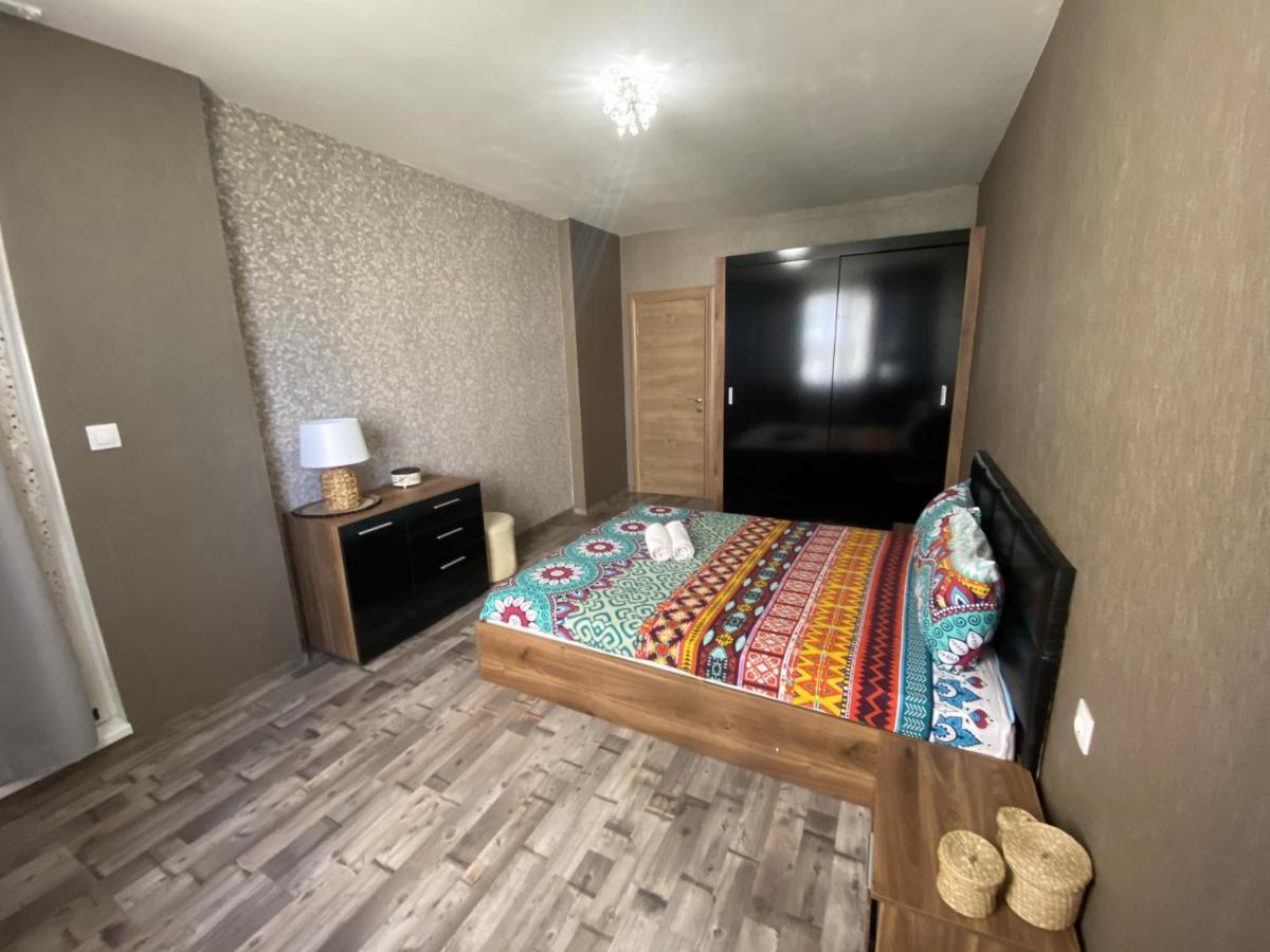 Lovely Cozy Apartment 소피아 외부 사진